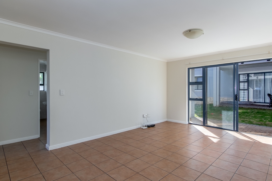 2 Bedroom Property for Sale in Heritage Park Western Cape